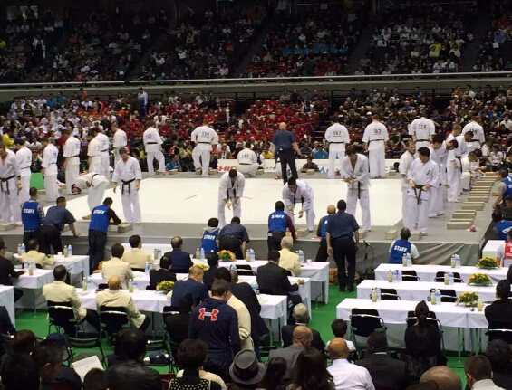 ����鿴��ϸ...